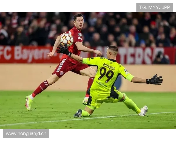 莱万 vs C罗：终结效率与战术角色差异